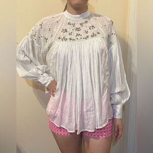 Free People blouse size s oversize, embroidered with rhinestones, Bohemian